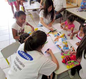 Creche para Todas as Crianças Project (Day Care for All Children) The development of children from 0 to 3 years of age is a priority to Fundação Abrinq.