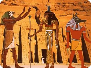 As PINTURAS EGÍPCIAS encontradas nas paredes dos túmulos dos farós: - Retratavam cenas do dia a dia e rituais religiosos, misturados à escritos e símbolos.