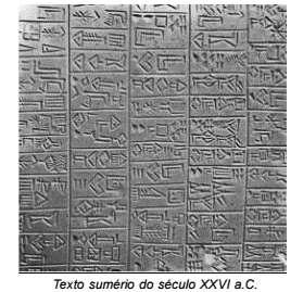 13ª Questão: Observe as imagens abaixo: a) As imagens acima mostram diferentes textos dos sumérios e dos egípcios, respectivamente.